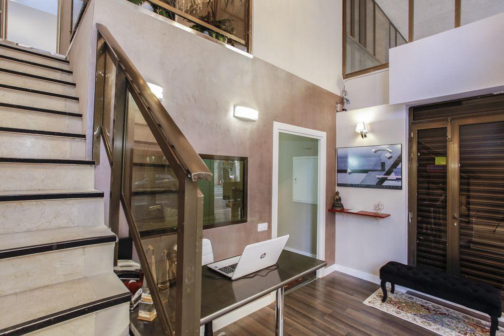 Barcelona & You Hostel Sagrada Familia Экстерьер фото